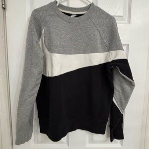 Nike Colorblock Crewneck Sweatshirt Gray Black White Size M